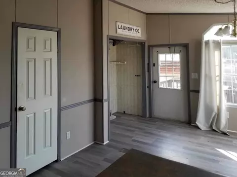 199 Pine Cir, Lagrange, GA 30241 photo 5