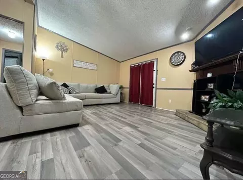 199 Pine Cir, Lagrange, GA 30241 photo 3
