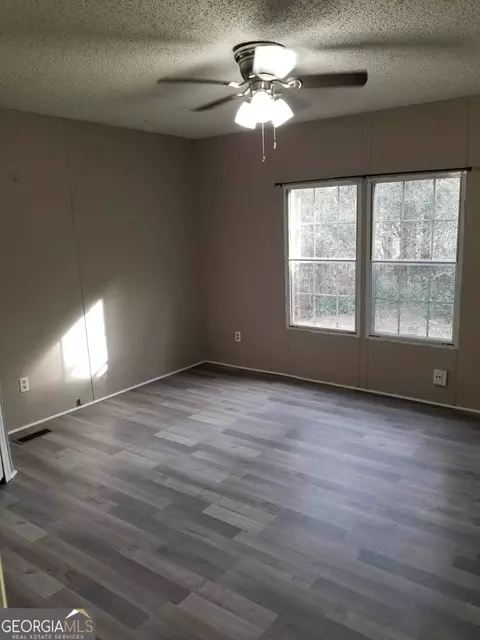 199 Pine Cir, Lagrange, GA 30241 photo 10