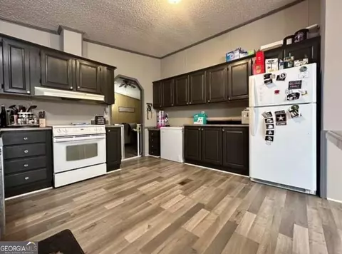 199 Pine Cir, Lagrange, GA 30241 photo 4