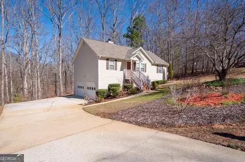 229 Spring Leaf Dr, Dallas, GA 30157