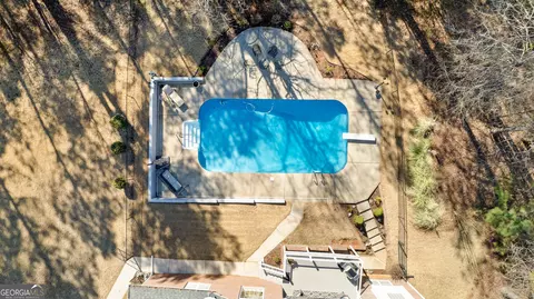 View/Area - 122 Riverbluff Dr, Lagrange, GA 30240 photo 4 of 10
