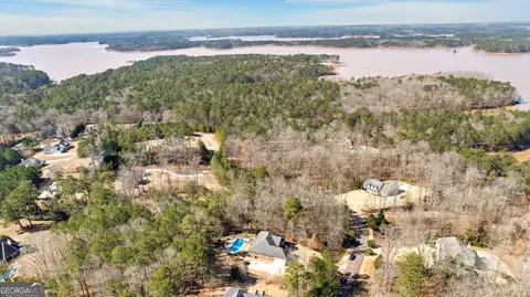 View/Area - 122 Riverbluff Dr, Lagrange, GA 30240 photo 2 of 10