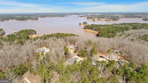 View/Area - 122 Riverbluff Dr, Lagrange, GA 30240 photo 5 of 10