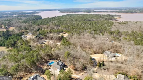 View/Area - 122 Riverbluff Dr, Lagrange, GA 30240 photo 7 of 10