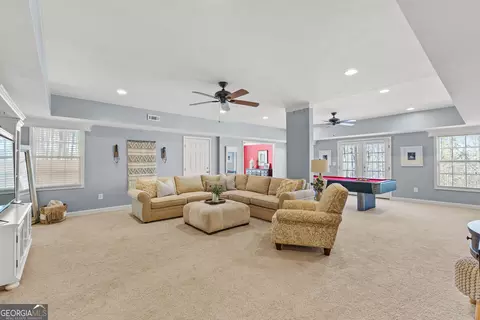 Living - 122 Riverbluff Dr, Lagrange, GA 30240 photo 9 of 11