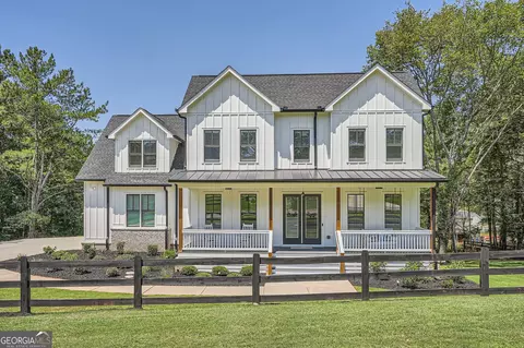 211 Whispering Pines Dr, Woodstock, GA 30188
