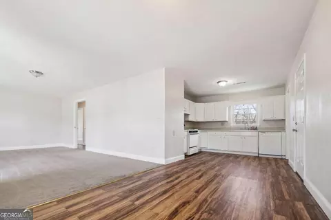 3 Lee St SW, Cave Spring, GA 30124 photo 2