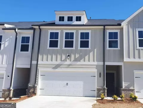 640 Point Place Dr #( 15), Loganville, GA 30052