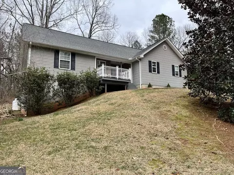 193 Old Cherokee Rd, Cleveland, GA 30528