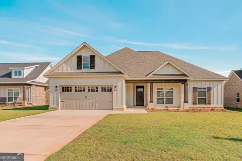 102 Rolling Meadow Way, Kathleen, GA 31047