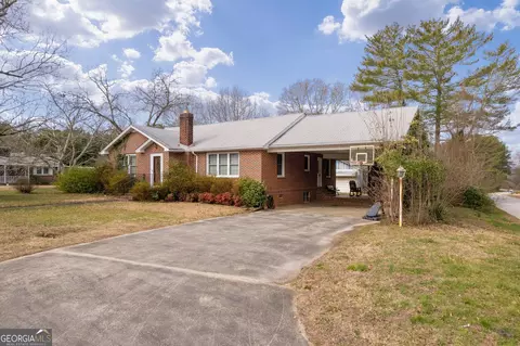Exterior - 1524 Mize Rd, Toccoa, GA 30577 photo 1 of 13