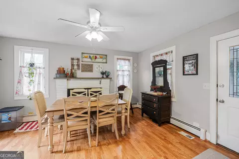 Dining - 1524 Mize Rd, Toccoa, GA 30577 photo 1 of 4