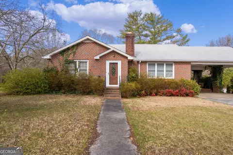 Exterior - 1524 Mize Rd, Toccoa, GA 30577 photo 2 of 13