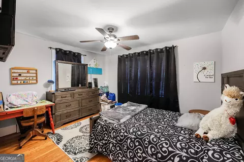 Bedroom - 1524 Mize Rd, Toccoa, GA 30577 photo 2 of 5