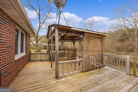 Exterior - 1524 Mize Rd, Toccoa, GA 30577 photo 10 of 13