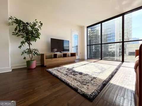 1280 W Peachtree St NW #807, Atlanta, GA 30309