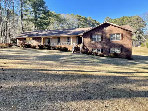 310 Pine Trail Rd, Fayetteville, GA 30214