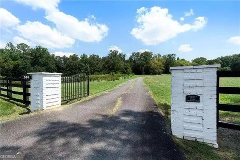 960 Cass Pine Log Rd, Rydal, GA 30171 photo 2