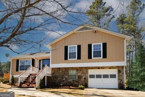 1809 Oriole Trl, Lithia Springs, GA 30122