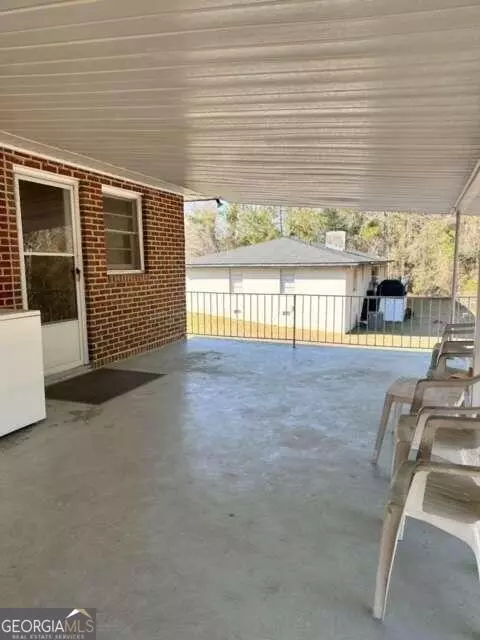 277 S Victory Dr, Lyons, GA 30436 photo 24