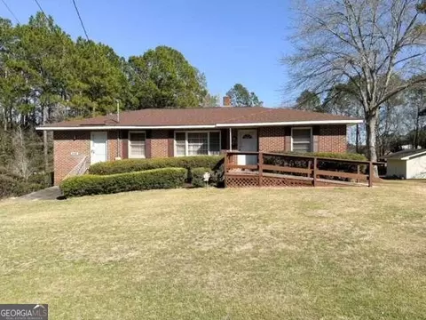 277 S Victory Dr, Lyons, GA 30436 photo 1
