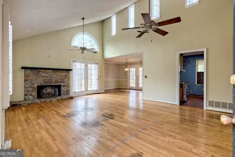 Living - 273 Chenocetah Ct, Cornelia, GA 30531 photo 1 of 5