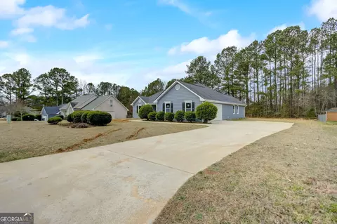 130 Millcrest Dr, Covington, GA 30016 photo 3