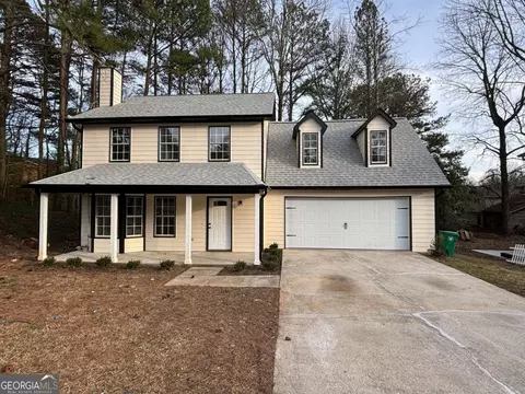 1194 Dustin Ct, Stone Mountain, GA 30088