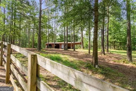 3143 Demooney Rd, College Park, GA 30349