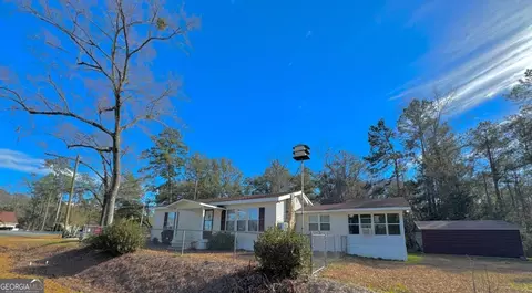 629 Deens Landing Rd, Baxley, GA 31513
