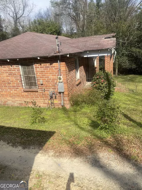 1172 Davis Cir, Macon, GA 31211