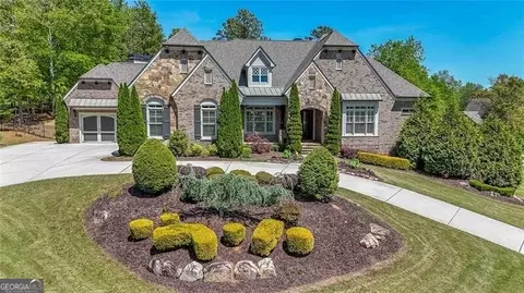 5904 Yoshino Cherry Ln, Braselton, GA 30517