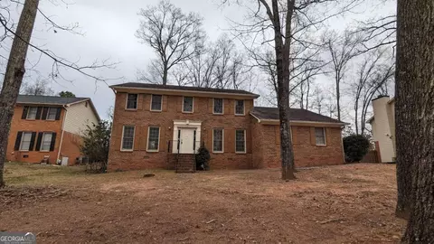 647 Royal Abbey Dr, Stone Mountain, GA 30088