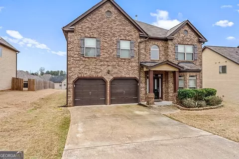 Exterior - 581 Caledon Way, Hampton, GA 30228 photo 1 of 5