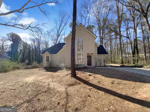 1857 Lake Chase Ln, Jonesboro, GA 30236