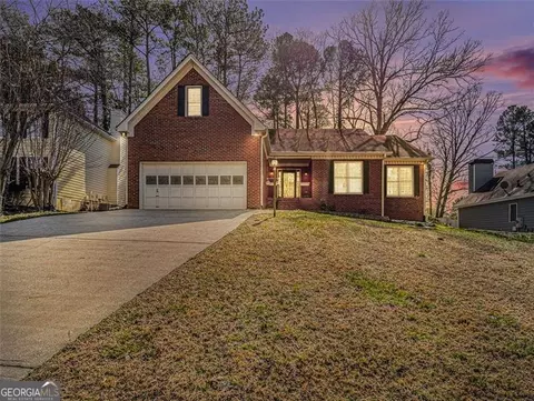 3660 Erdly Ln, Snellville, GA 30039
