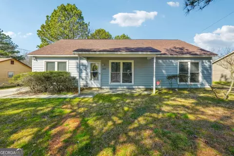 210 Amethyst Ct, Atlanta, GA 30349