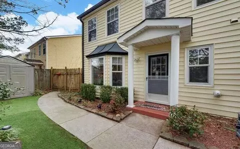 1898 Norcross Chase Cir, Lawrenceville, GA 30044