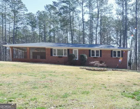 5525 Pace Rd, Fairburn, GA 30213 photo 1