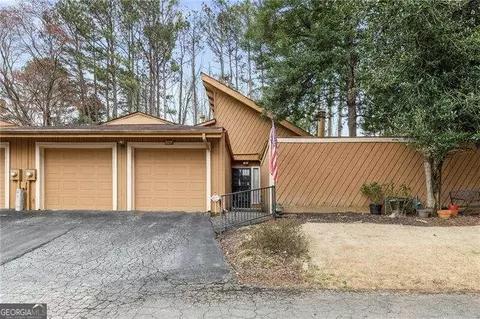 827 Lake Hollow Blvd SW, Marietta, GA 30064