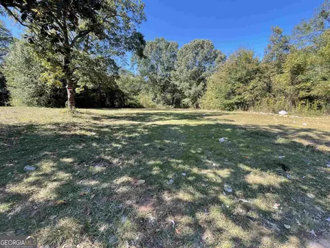 5225 Heather Ln, Atlanta, GA 30349