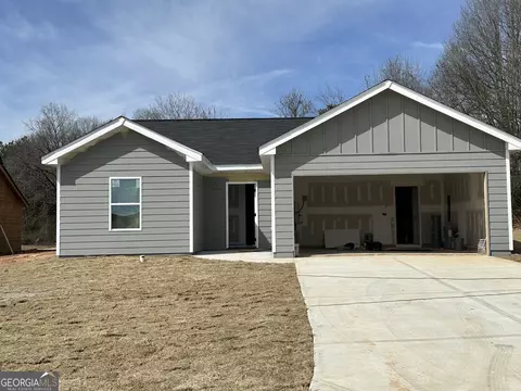 40 Adaline Ct, Carnesville, GA 30521