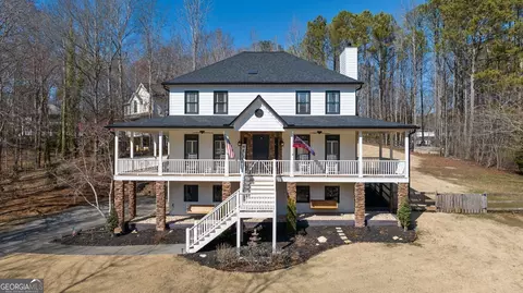 211 Falcon Pointe Ct, Canton, GA 30114