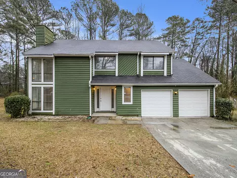 5323 Kelleys Mill Cir, Stone Mountain, GA 30088