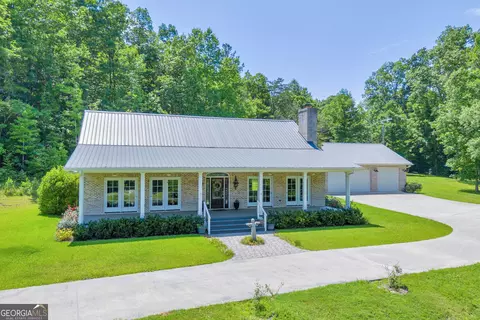 1088 E Silver Shoals Rd, Toccoa, GA 30577