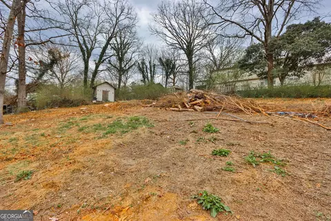 113 Shirley Ln, Acworth, GA 30101