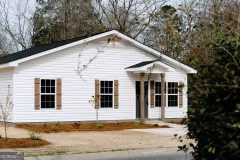 123 Jones St, Baxley, GA 31513