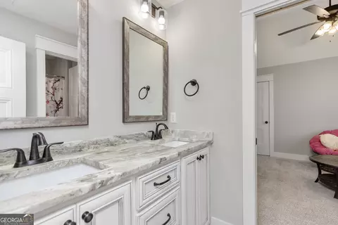 Bath - 222 Perth Ct, Warner Robins, GA 31088 photo 6 of 7