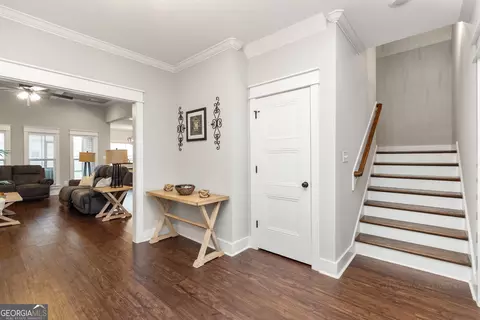 Entry Way - 222 Perth Ct, Warner Robins, GA 31088 photo 3 of 4